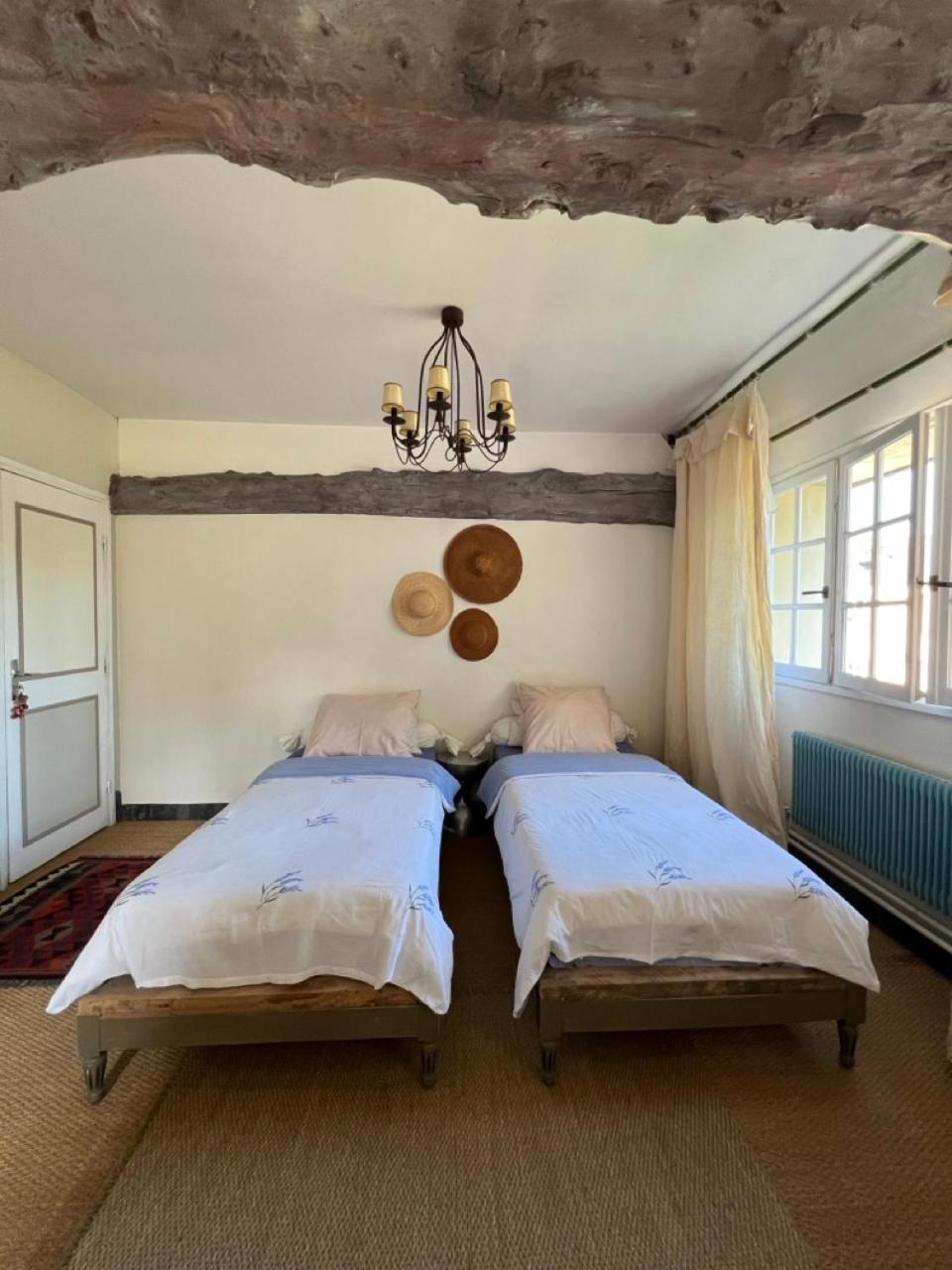 Chambres D'Hotes Manoir Du Chene Nonant Bagian luar foto
